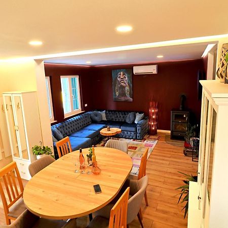 Central Single House With Parking-Top Location! Новаля Екстериор снимка