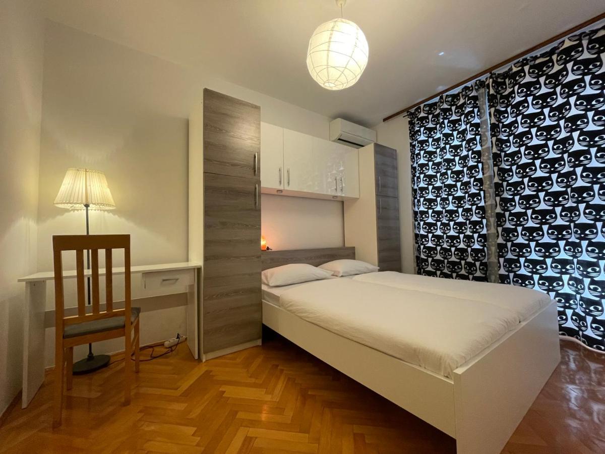 Central Single House With Parking-Top Location! Новаля Екстериор снимка