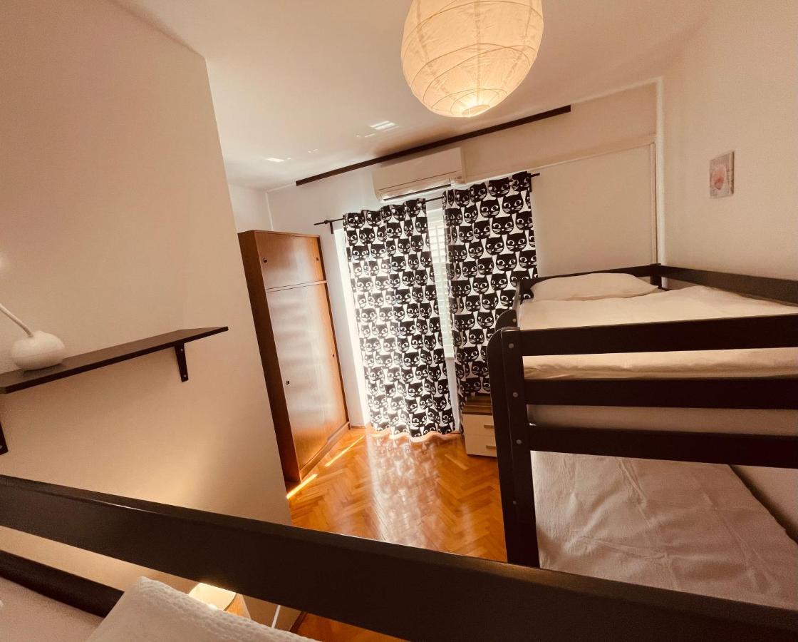Central Single House With Parking-Top Location! Новаля Екстериор снимка